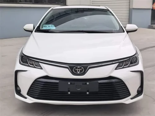 正面 Used Toyota Corolla