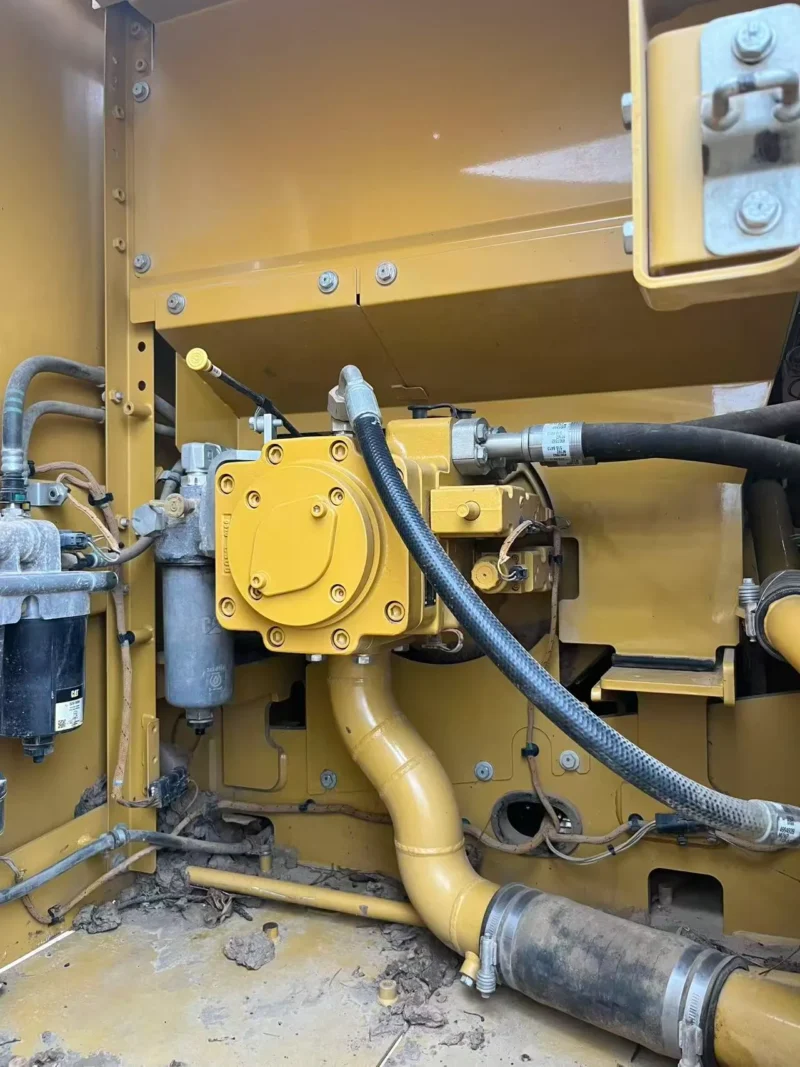 CAT 320 2019.12 7000h (12) CAT 323 2019.12 7000h