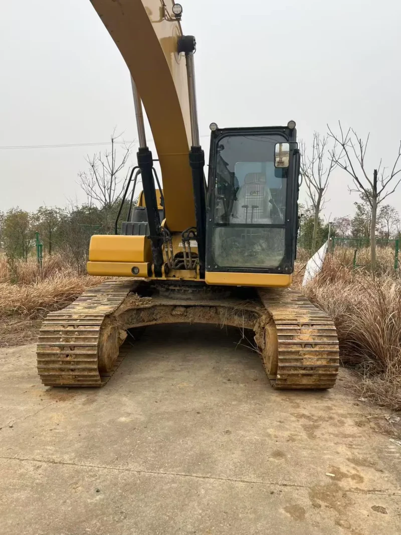 CAT 320 2019.12 7000h (4) CAT 323 2019.12 7000h