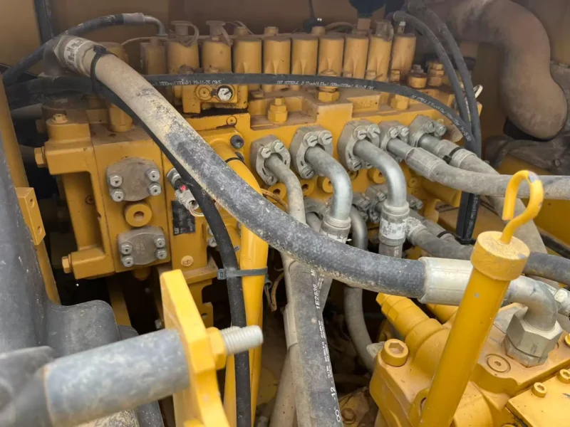 CAT 320 2019.12 7000h (6) CAT 323 2019.12 7000h