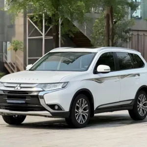 右前45 Used Mitsubishi Outlander