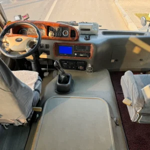 宇通19座客车 (1) Yutong 19-seat bus