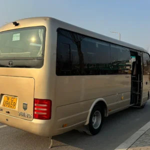 宇通19座客车 (3) Yutong 19-seat bus