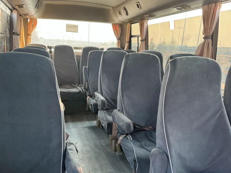 宇通19座客车 (8) Yutong 19-seat bus